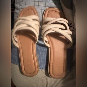 Universal Threads Target Mauve Criss Cross Strappy Sandal Women 8.5 New